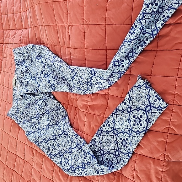 Zara  blue and white  jeans  size 4 - Picture 2 of 9